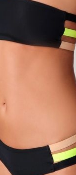 👙 Top - Picture 2 of 3